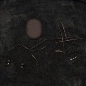 Beats headphones with silicone case